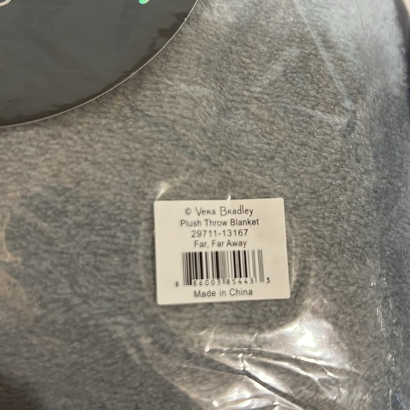 Vera Bradley Star Wars Far Far Away Fleece Throw Blanket 50x80 NWT - Picture 4 of 5